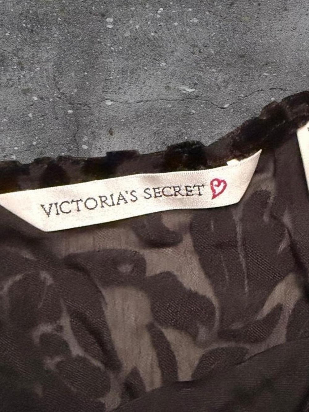 Victoria’s Secret Size L Velvet Burnout Floral Sheer Cami Black Y2K Lingerie - Picture 2 of 5